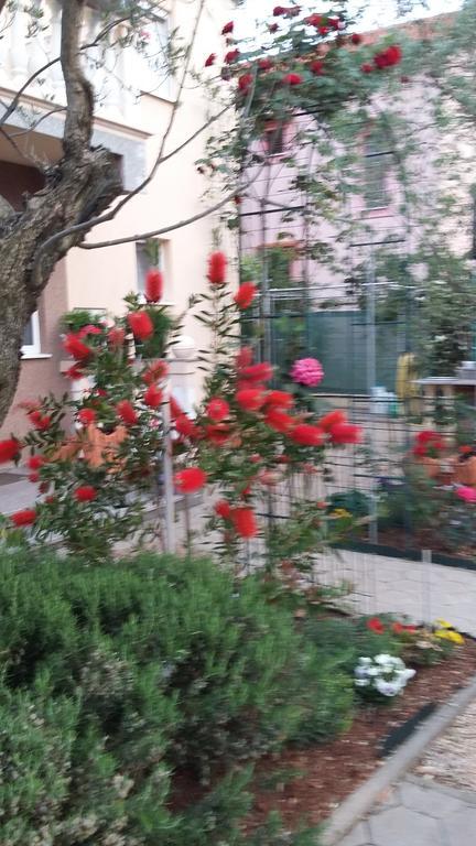 Apartments Kata Biograd Na Moru Bagian luar foto