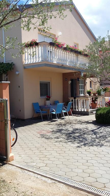Apartments Kata Biograd Na Moru Bagian luar foto