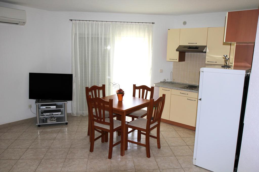 Apartments Kata Biograd Na Moru Bagian luar foto